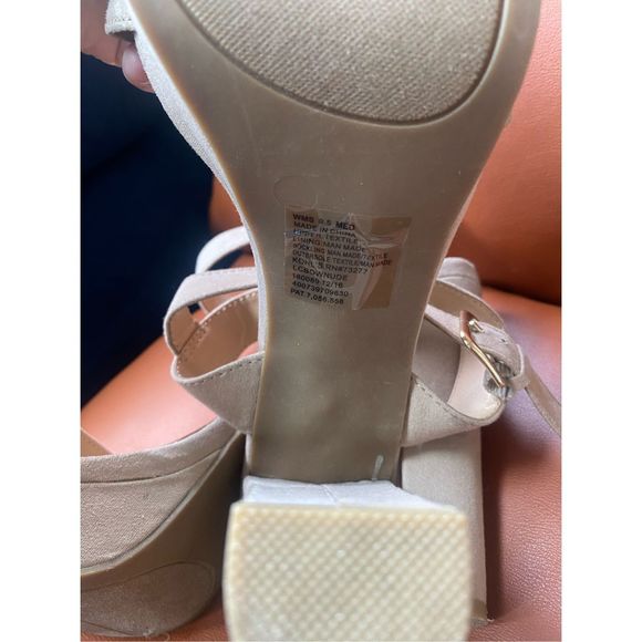LC Lauren Conrad Tan Heels - Picture 10 of 13
